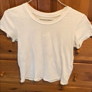White basic tee shirt